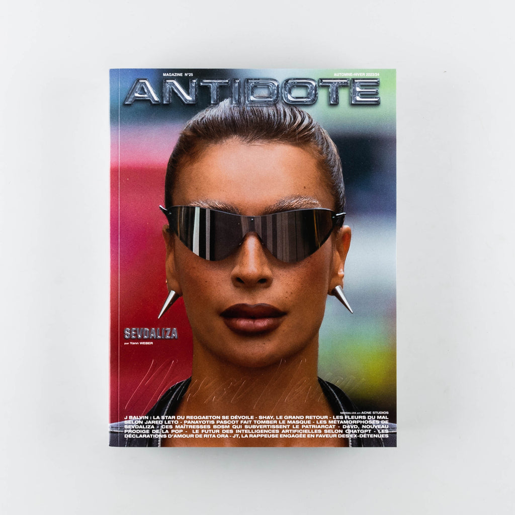 Antidote Magazine 25 - Cover