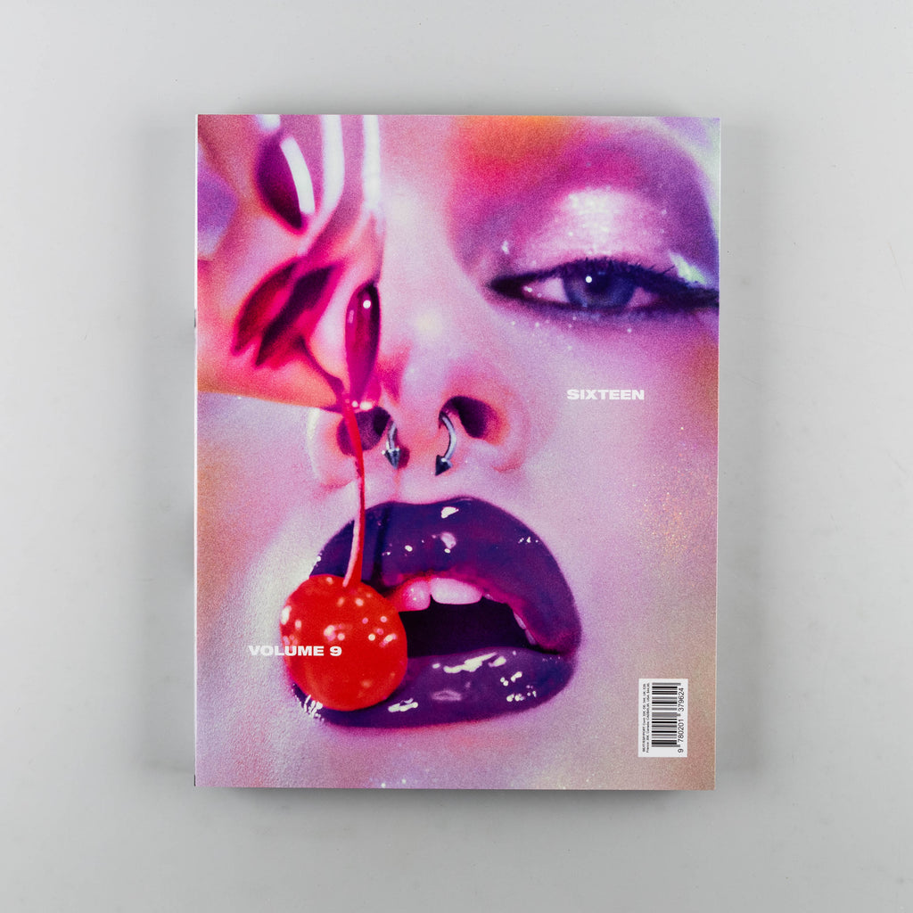 Sixteen Magazine 9 - Cover