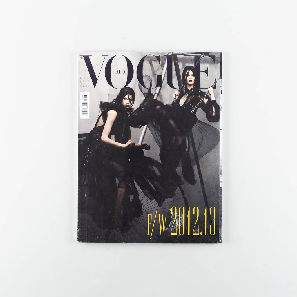 Vogue Italia Magazine 743 - 15