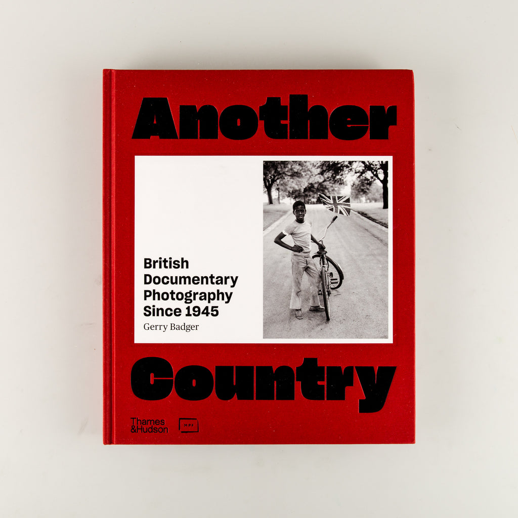Another Country : British Photography Since 1945 - 3