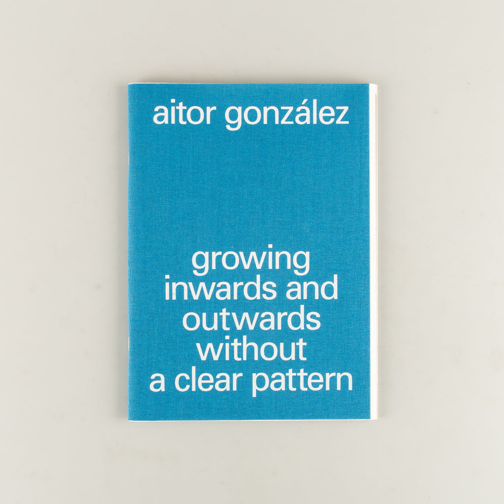 Growing Inwards and Outwards Without a Clear Pattern by Aitor González - 4