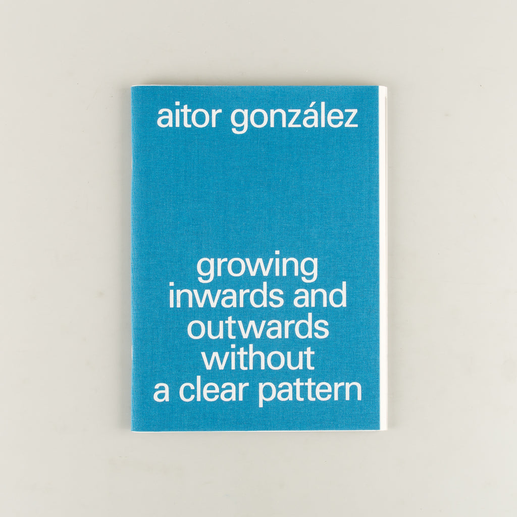 Growing Inwards and Outwards Without a Clear Pattern by Aitor González - 16