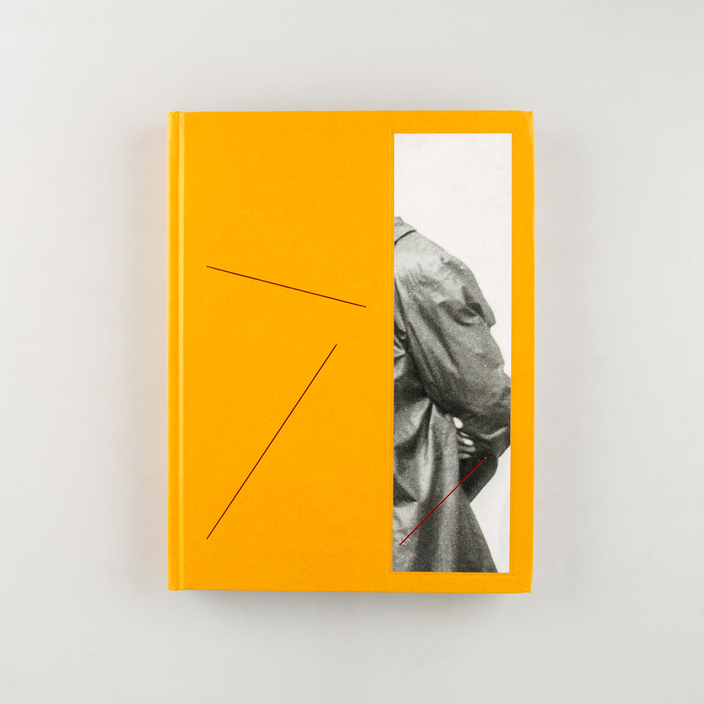 How to Look Natural in Photos by Beata Bartecka & Łukasz Rusznica - 15