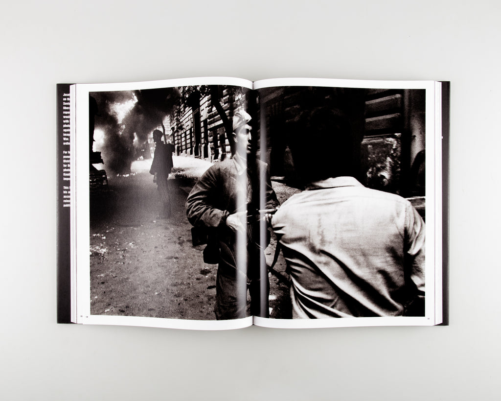 Invasion Prague 68 by Josef Koudelka - 8