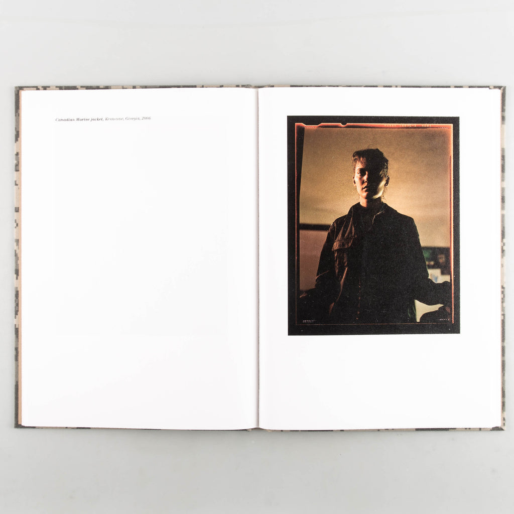 Love and War by Guillaume Simoneau - 3