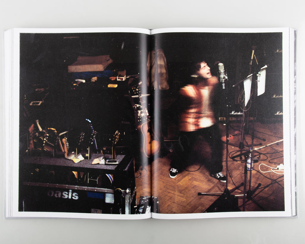 Oasis by Jill Furmanovsky & Noel Gallagher - Cover