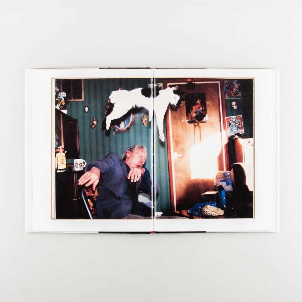 Ray's a Laugh (Errata Editions) by Richard Billingham - 5