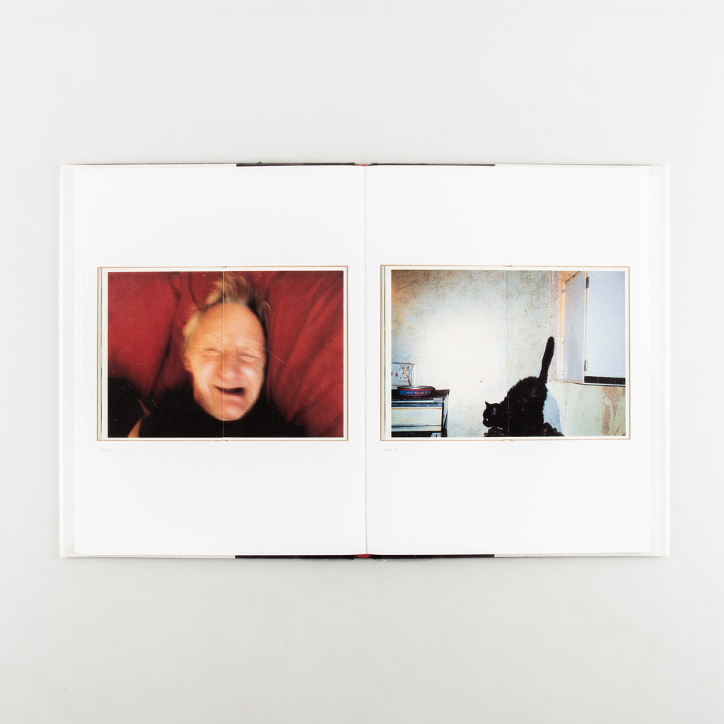 Ray's a Laugh (Errata Editions) by Richard Billingham - 6