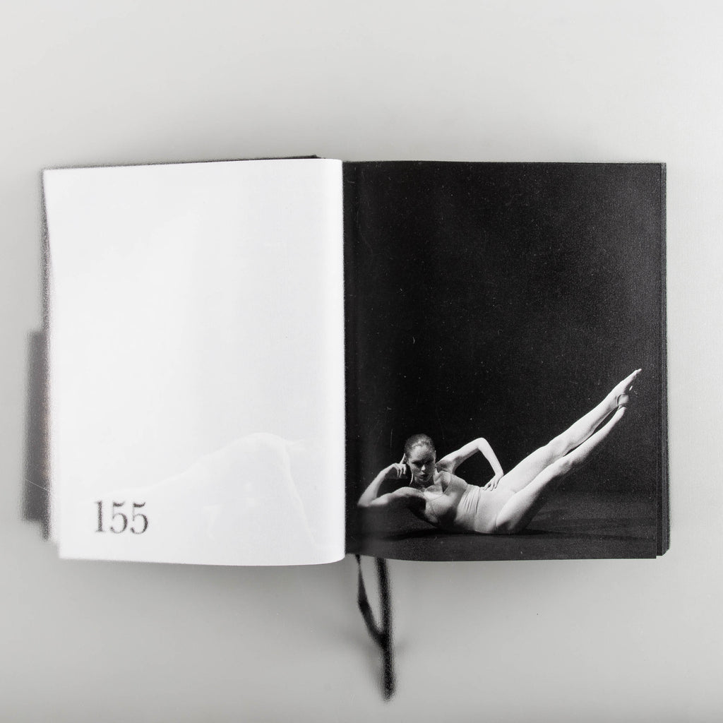 Study of Pose: 1,000 Poses by Coco Rocha by Coco Rocha and Steven Sebring - 6