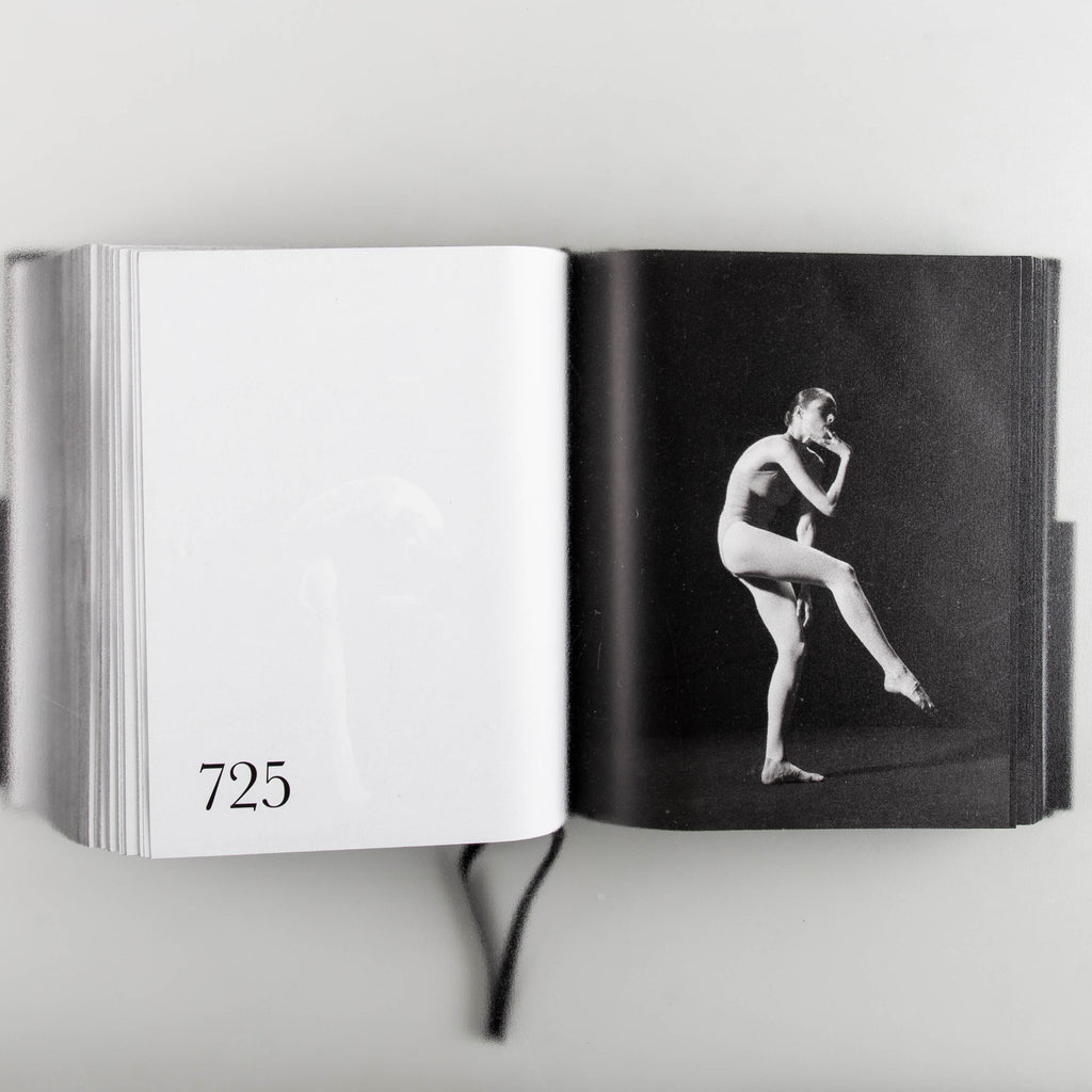 Study of Pose: 1,000 Poses by Coco Rocha by Coco Rocha and Steven Sebring - Cover
