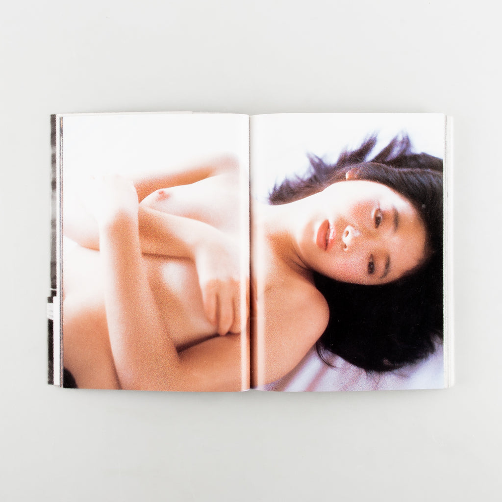 Accidents Series Magazine 2 by Kishin Shinoyama - 4