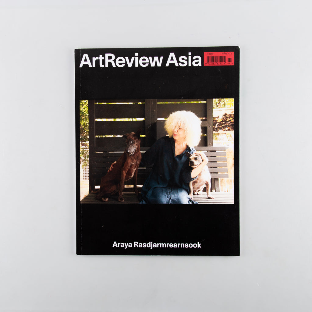 Art Review Asia Vol. 13 No. 3 - 15
