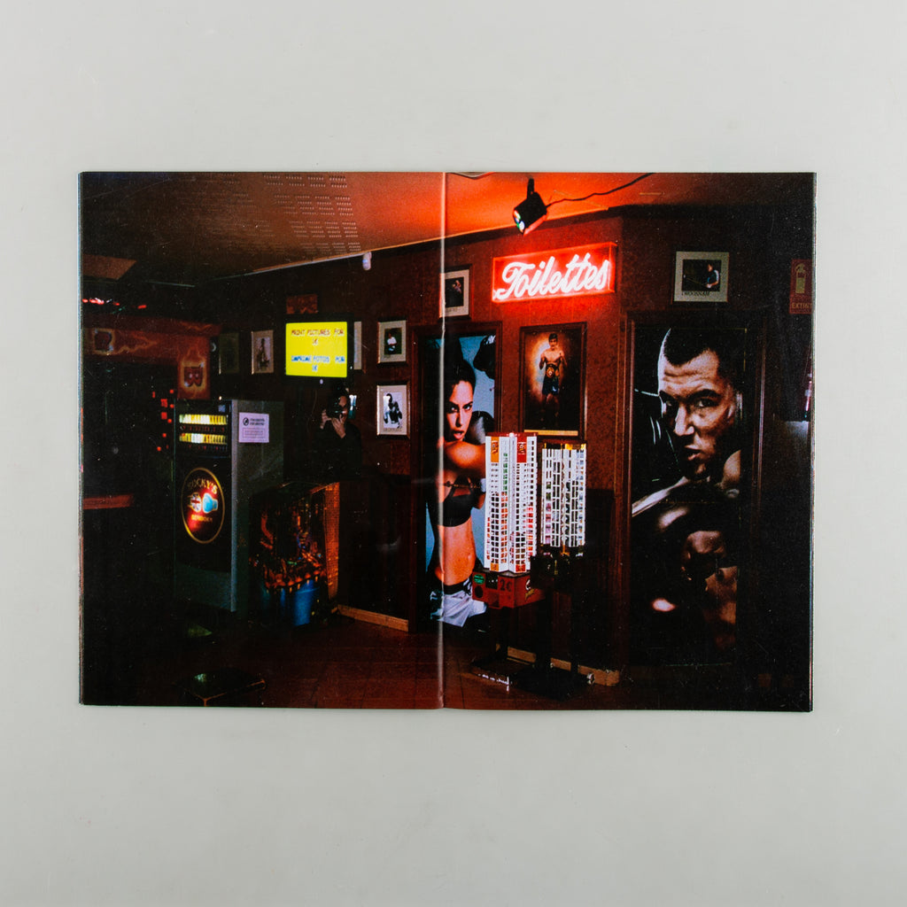 01706 Magazine 5: Benidorm Away by Oliver Jackson - 5