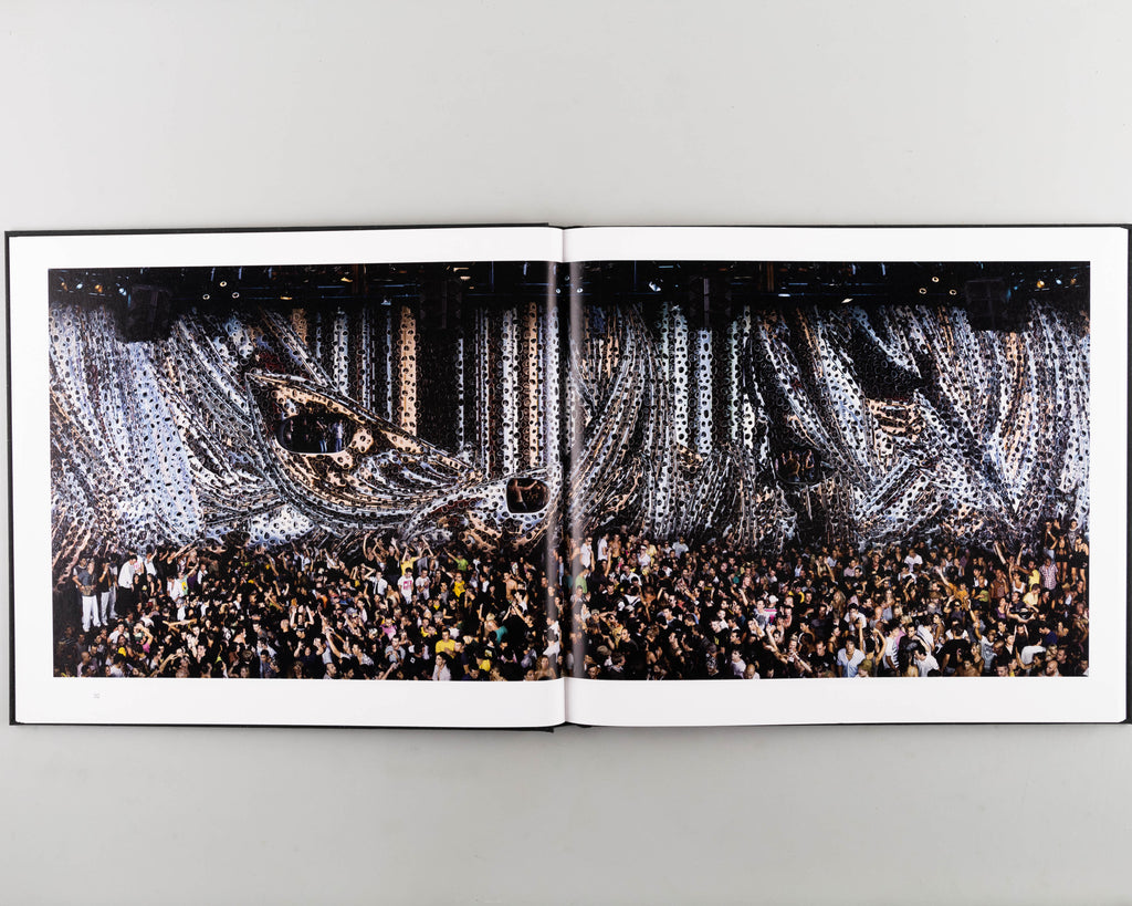 Visual Spaces of Today by Andreas Gursky - 8