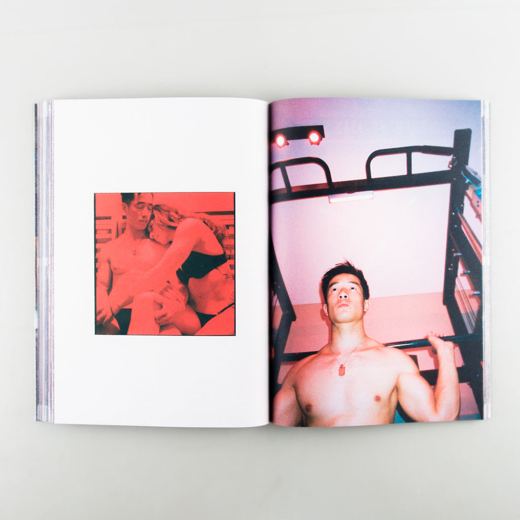 Pour Transformer Votre Vie Passez Une Petite Annonce (To transform your life, place a classified ad) by Vladislav Semenov - 10