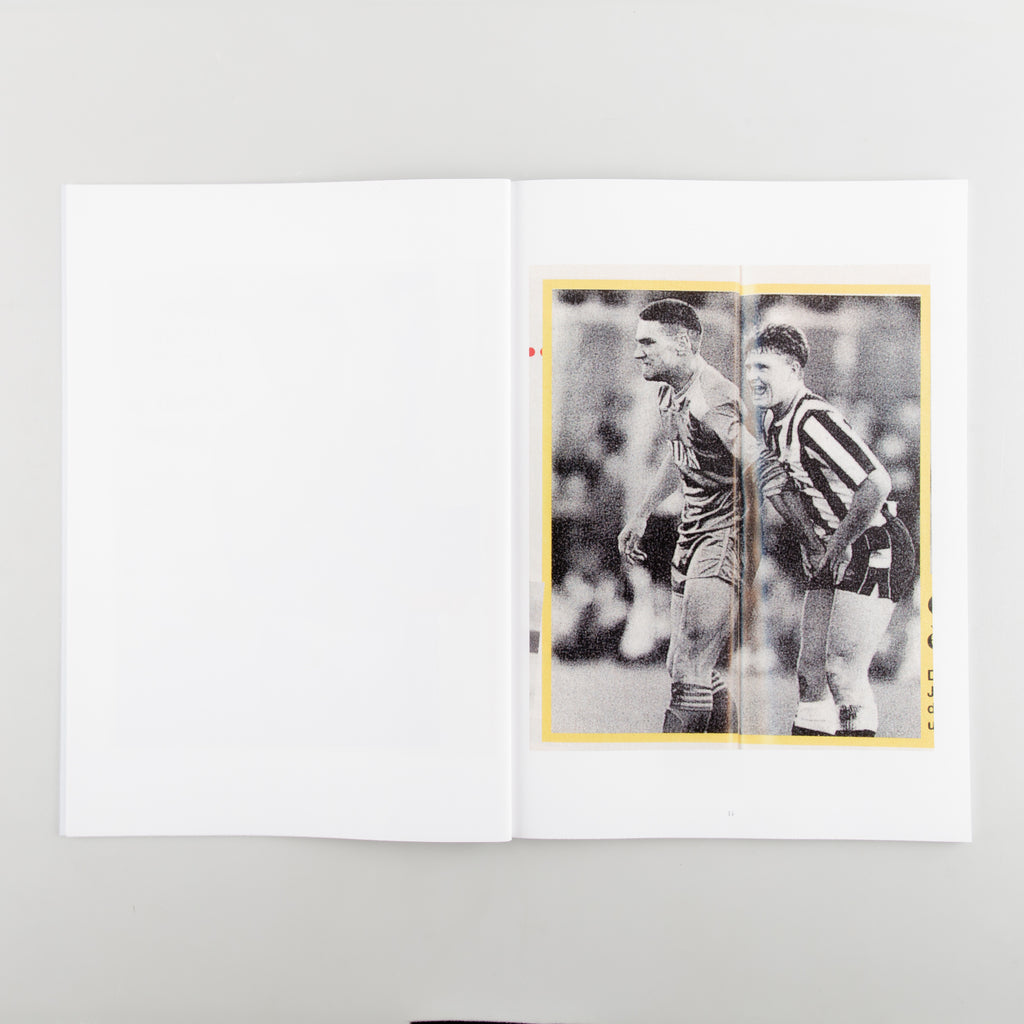 Sporty intimacy by Maurice van Es - Cover