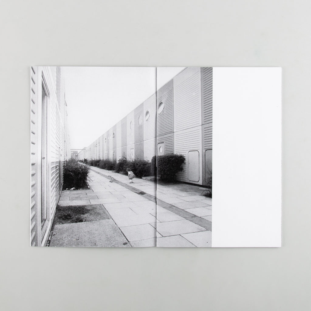 The Southgate Estate, Runcorn New Town, Cheshire 1991 by David Moore - 3