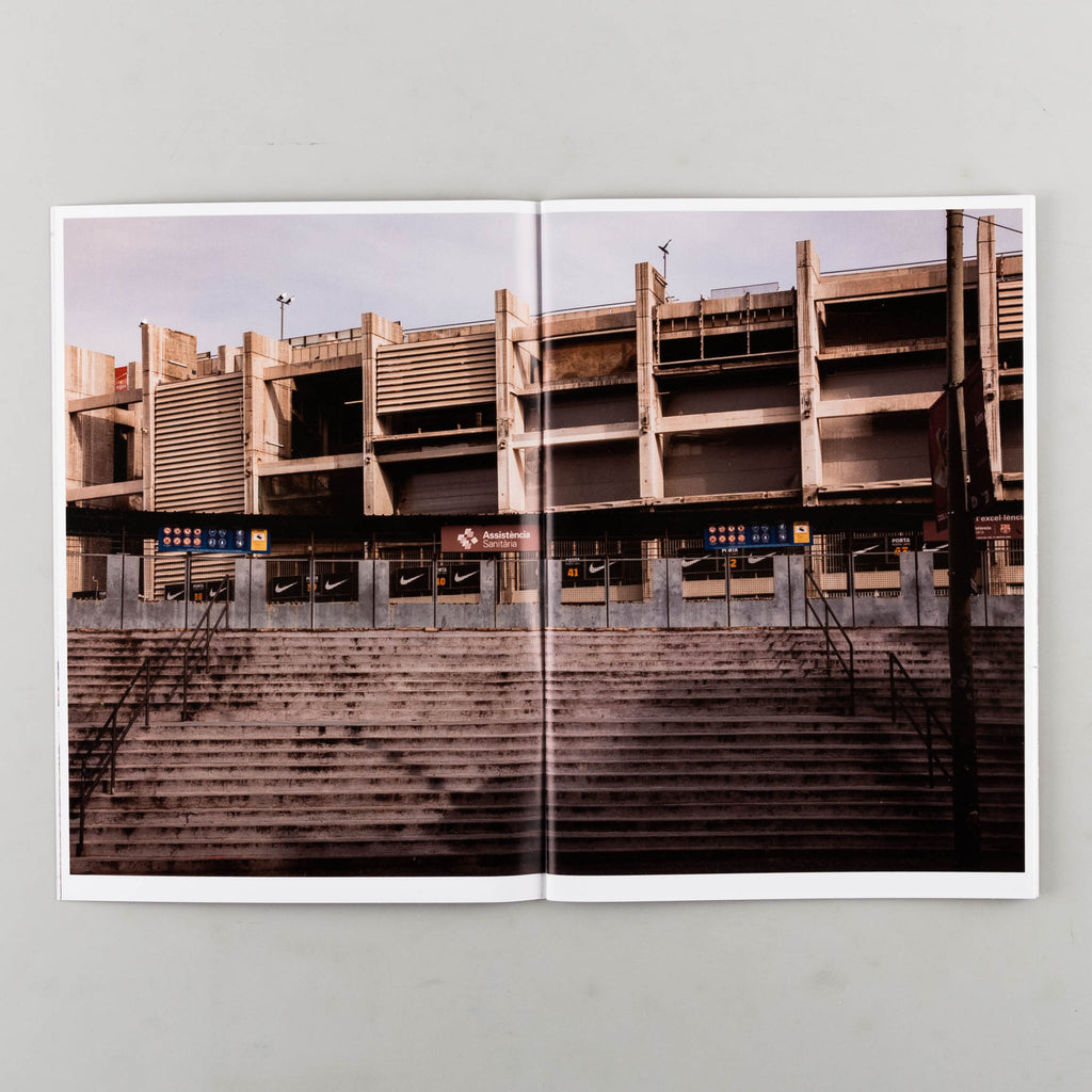 Visca el Camp Nou by Alex Amorós - Cover