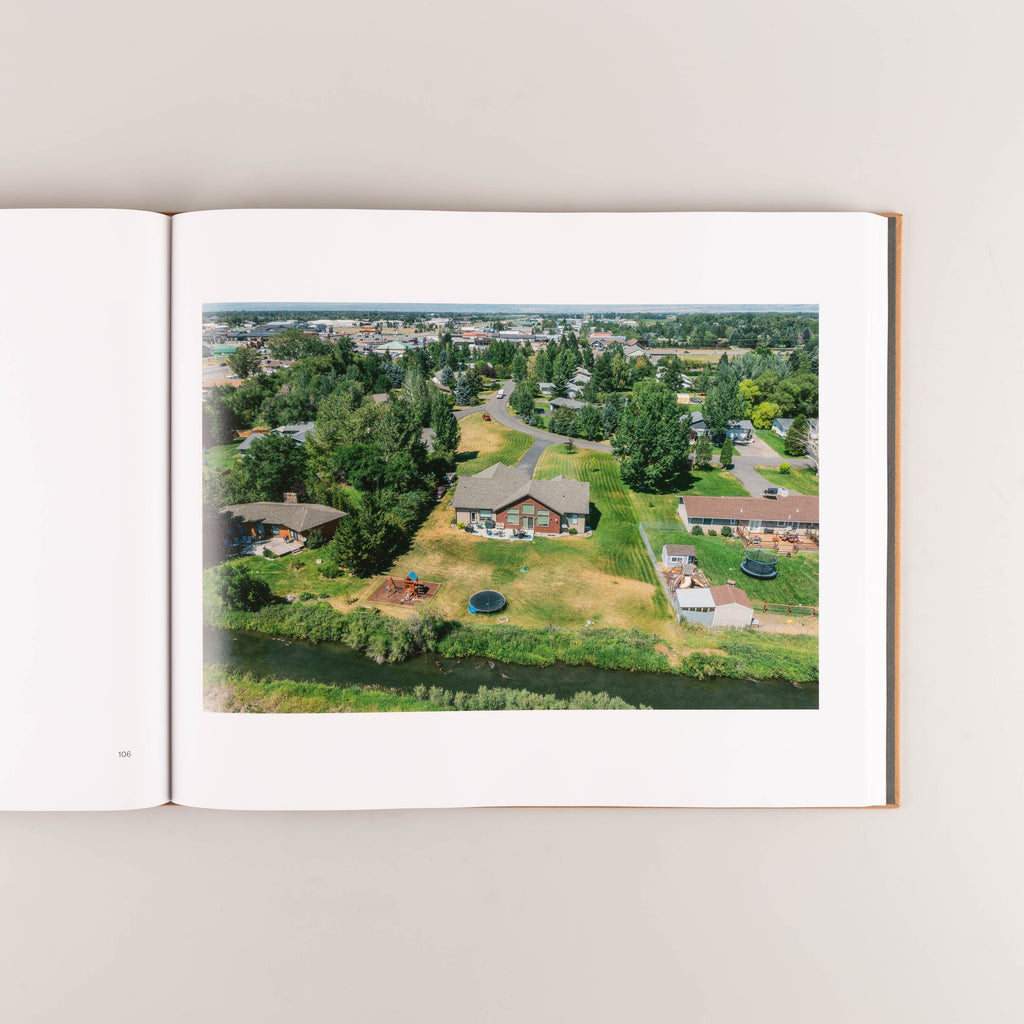 Topographies: Aerial Surveys of the American Landscape by Stephen Shore - 7